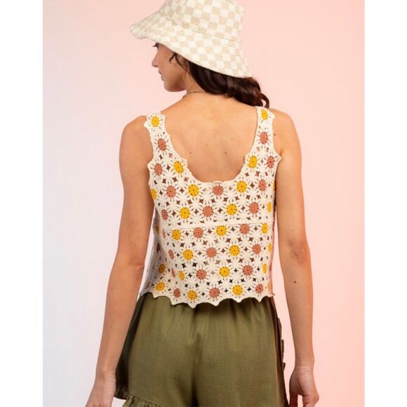 NEW IN Women’s White Yellow Rust Sleeveless Crochet Daisy Crop Tank Top Size M / - Picture 3 of 8